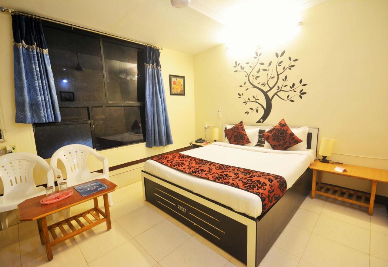 Oyo Hotel Blue Diamond Ahmedabad Luaran gambar