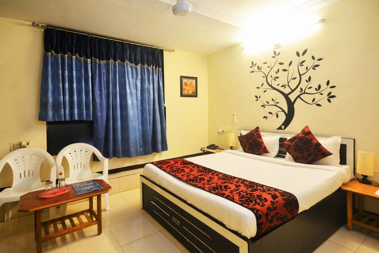 Oyo Hotel Blue Diamond Ahmedabad Luaran gambar