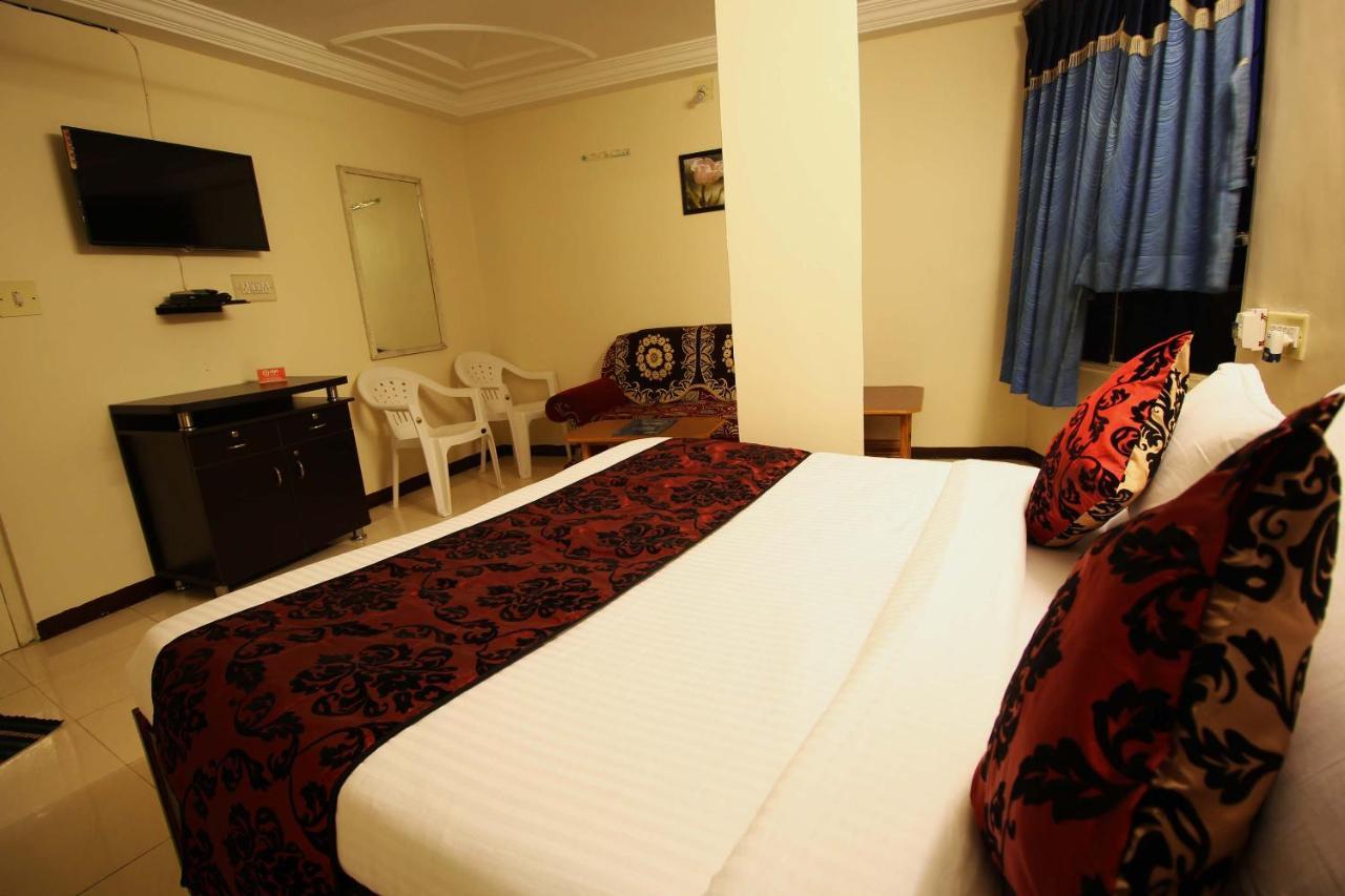 Oyo Hotel Blue Diamond Ahmedabad Luaran gambar